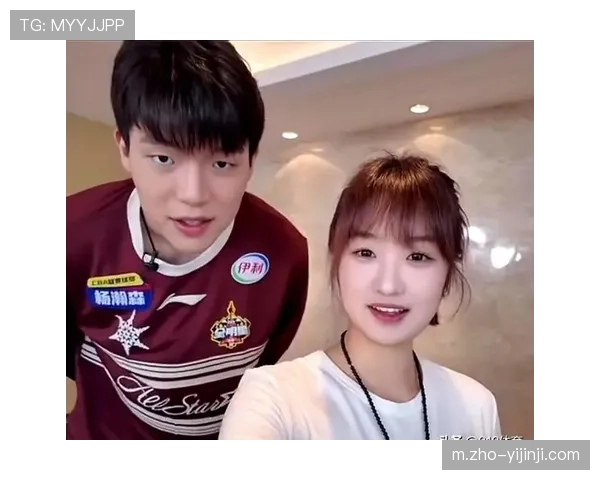 杨瀚森携女友现身洛杉矶韩料店 高个引人注目引热议